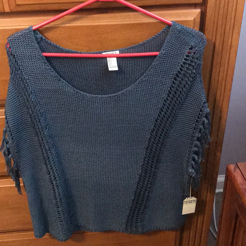Blue cropped shirt NWT